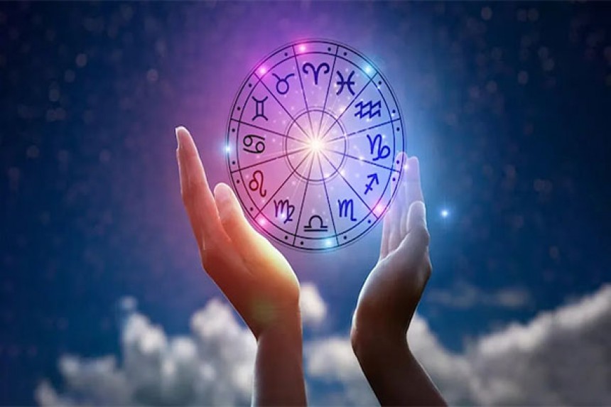 Aaj Ka Rashifal(22-01-2026): रात में चूल्हे की आग को दूध से बुझाए, आर्थिक स्थिति अच्छी रहेगी; जानिए आज का राशिफल!