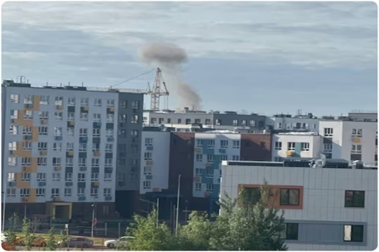 Russia: ड्रोन हमले से हुई मॉस्को की सुबह, कई इमारतों को पहुंचा नुकसान