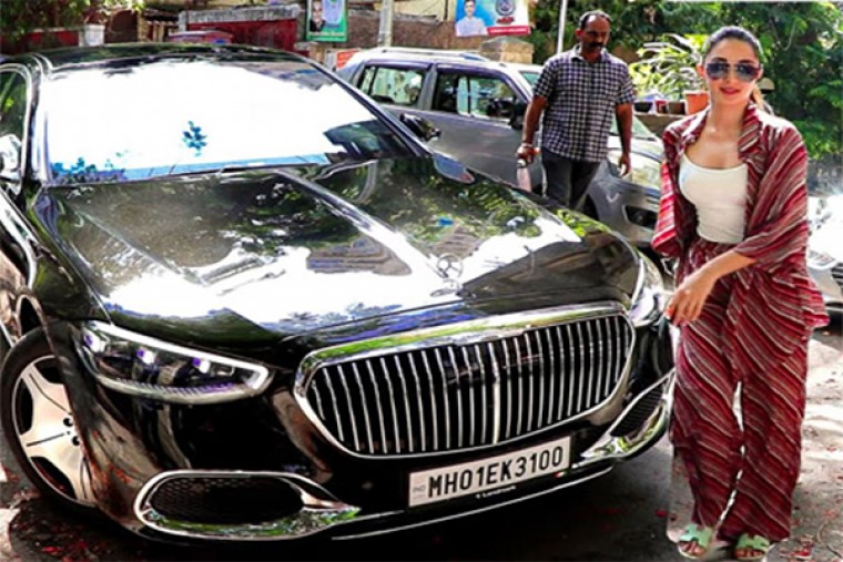 Kiara Advani's new car: Kiara Advani ने खरीदी 2.69 करोड़ की ये Made-In-India कार! कमाल के हैं फीचर्स